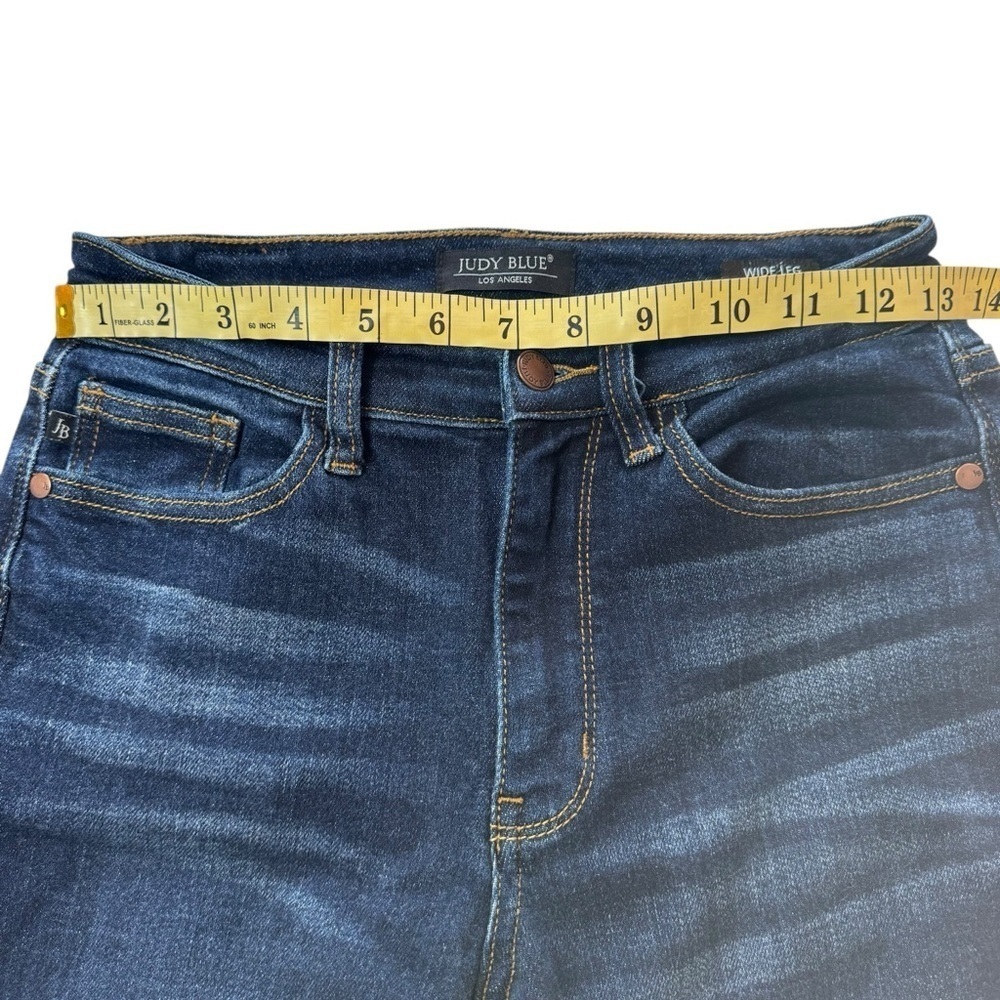 Judy Blue Dark Indigo Copped Raw Hem Size 1/25  Wide Leg Jeans - Picture 4 of 6
